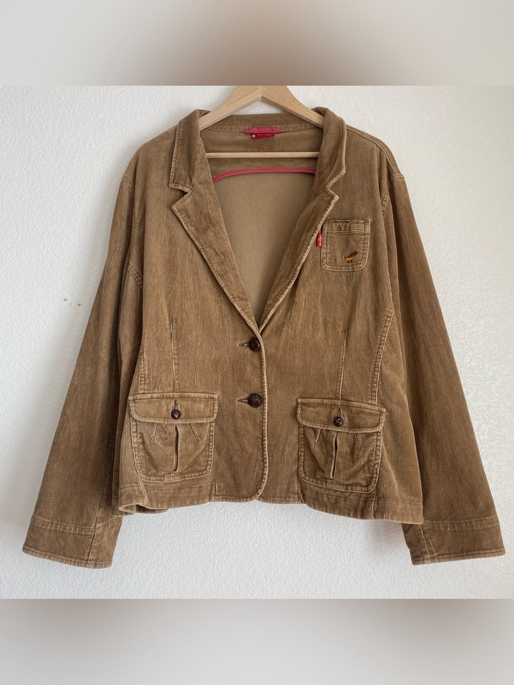 2008 Levi's corduroy button close jacket with embroidered birdie pocket